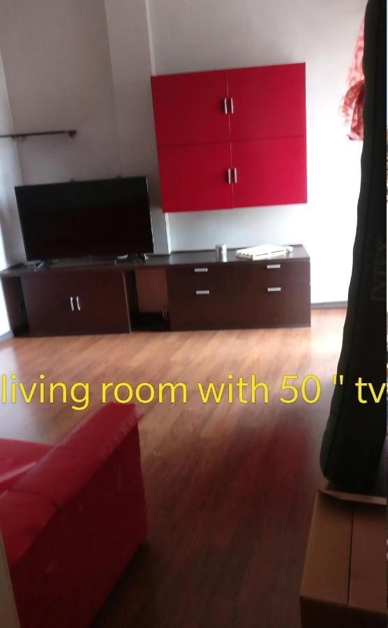House Of Fly With Sea View, Front The Beach سافونا المظهر الخارجي الصورة